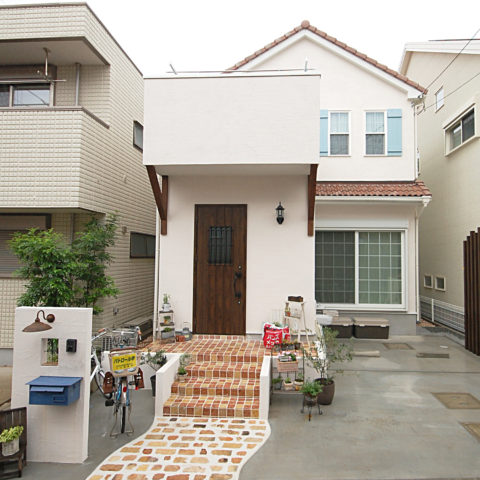 ナチュラルハウスでカフェ風キッチン住宅